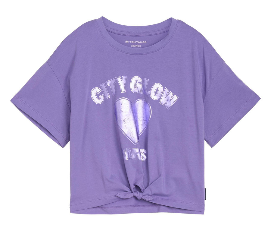 Lila T-Shirt mit "City Glow"-Herzdesign und Knoten vorne.