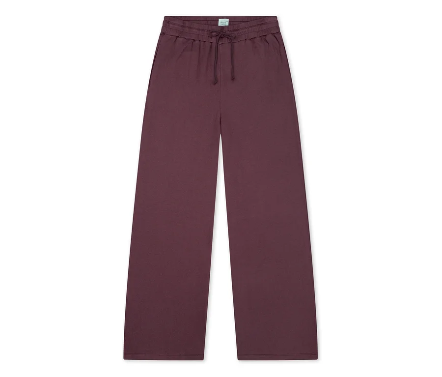 Bordeauxrote weite Hose mit elastischem Bund und Kordelzug.