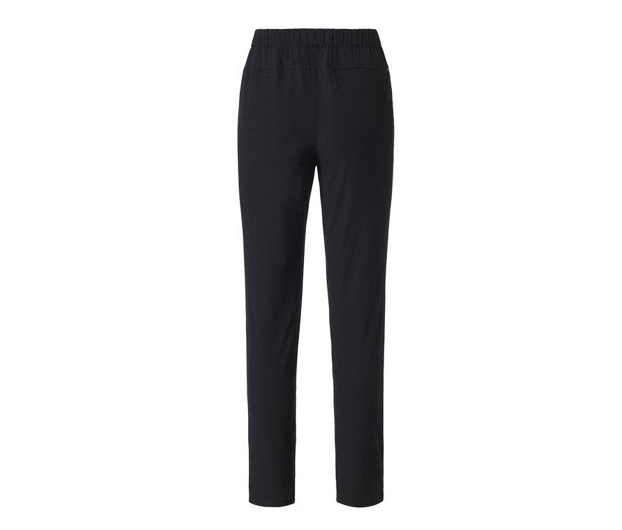Eine schwarze Softshell-Joggpants mit einem Gummibund.