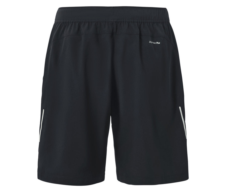 Schwarze Sportshorts.