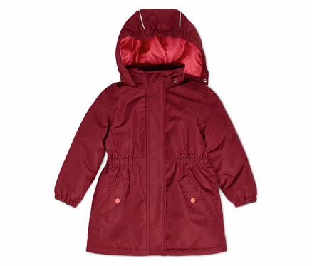 Rote Winterjacke mit Kapuze und rotem Futter.