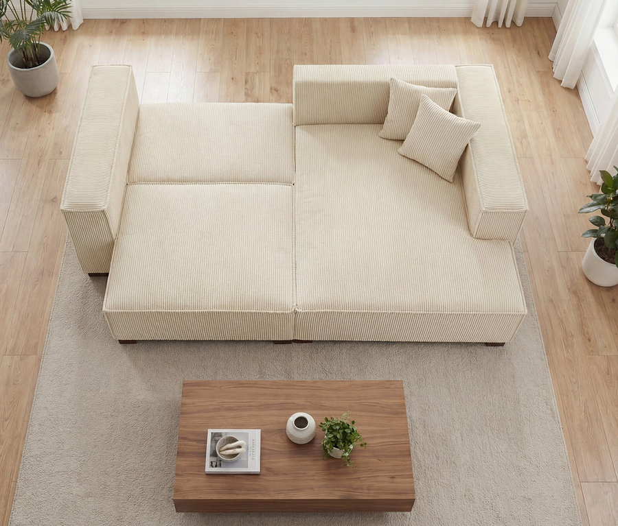 Draufsicht auf ein creme-farbenes Sofa 2-Sitzer »Cumello« mit Auszugsbett links und Longchair rechts.