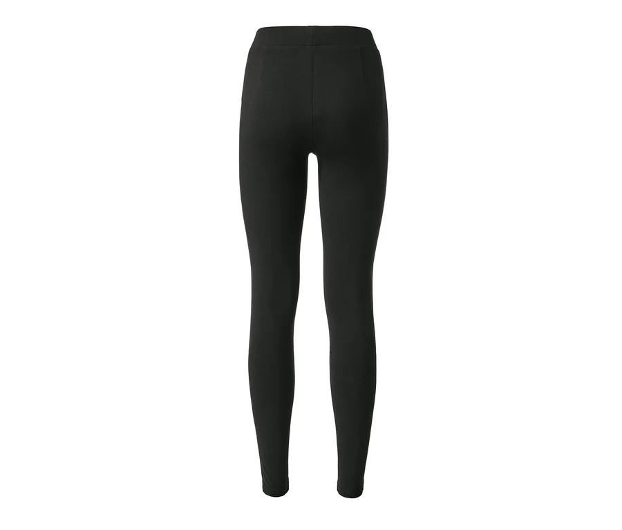 Rückansicht von Jeggings in Lederoptik.