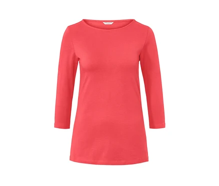 Korallenfarbenes Shirt mit 3/4-Arm.