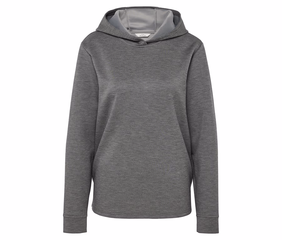 Ein grauer Hoodie vor einem weißen Hintergrund.