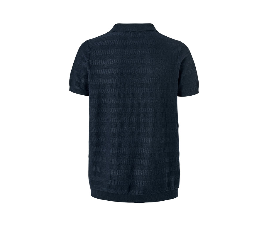 Marineblaues Leinen-Poloshirt mit kurzen Ärmeln von hinten.