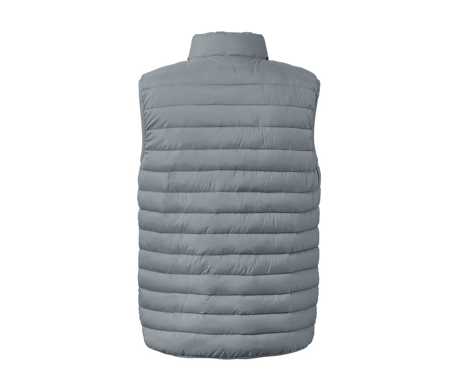 Detailansicht der Rückseite einer verstaubaren Steppweste in Grau.