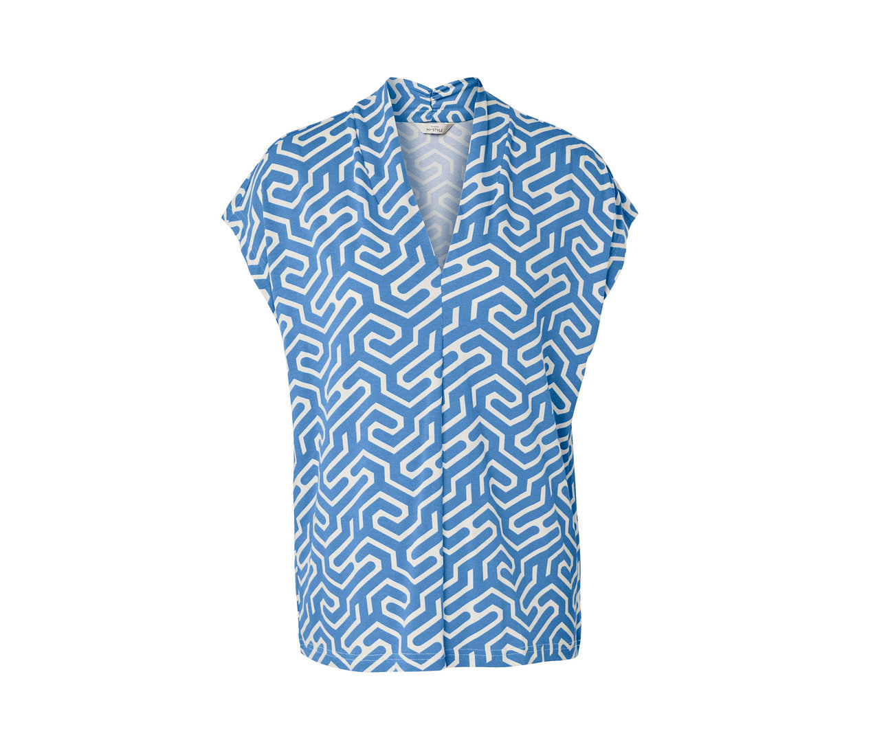 Blaues Blusenshirt mit V-Ausschnitt und weißem geometrischen Muster.