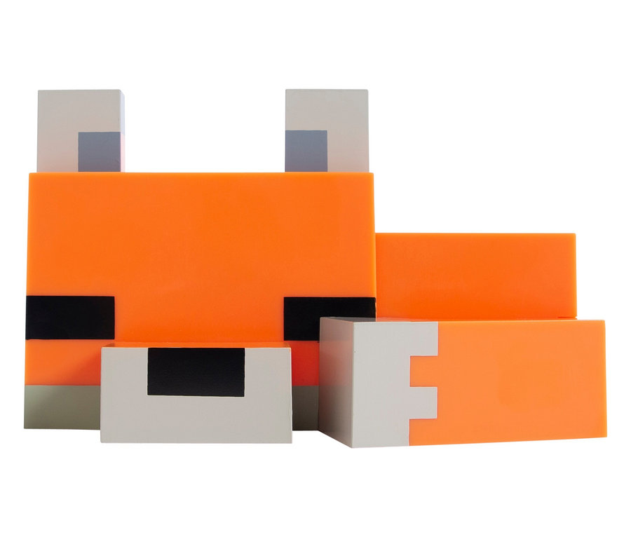 Nahaufnahme eines Minecraft-Fuchs-Bauklotz-Spielzeugs.