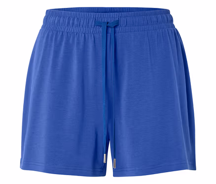 Blaue Shorts mit Kordelzug.