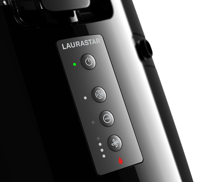 Schwarzes Laurastar Bügelsystem »Smart U« mit Bedienfeld.