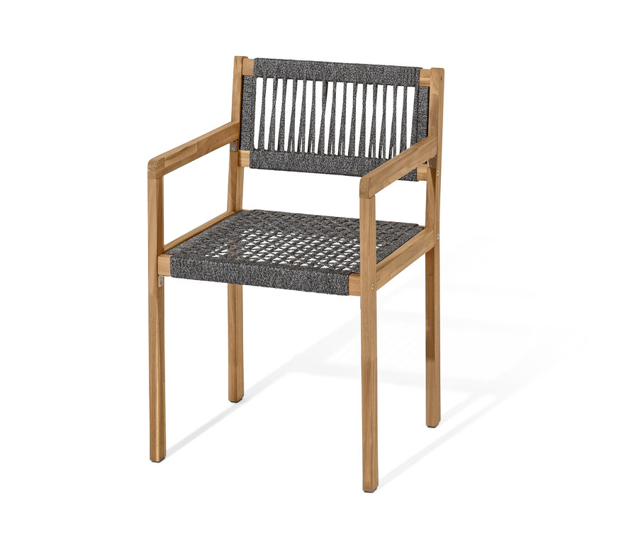 Detailansicht eines Balkon-Sets mit Textilgeflecht.