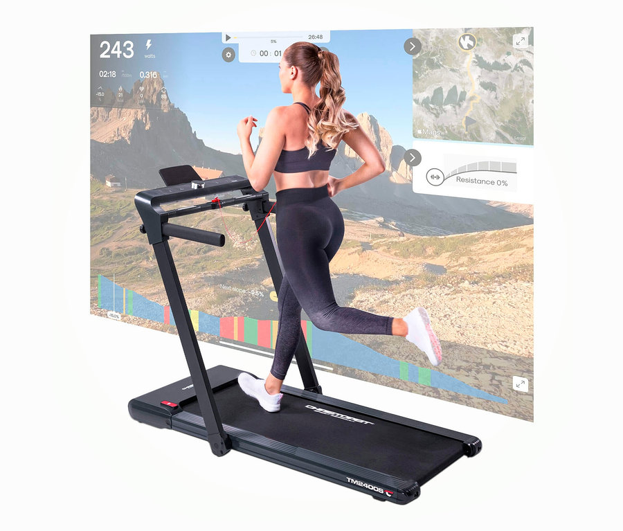 Frau läuft auf dem Christopeit Sport Laufband »TM 2400S«.