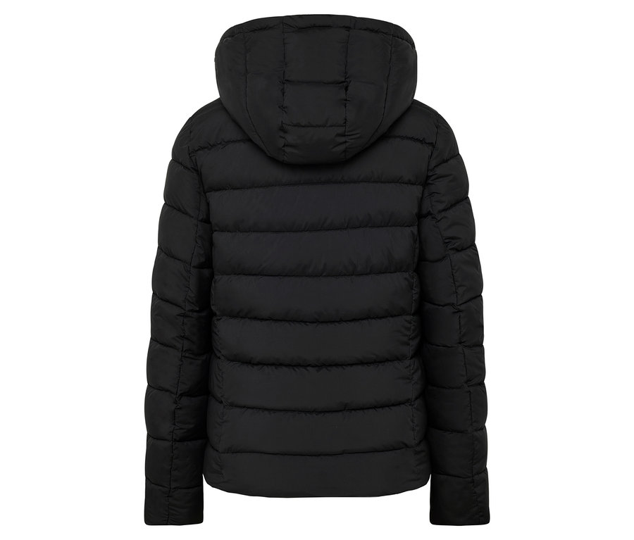 Rückansicht einer schwarzen Steppjacke mit Kapuze.