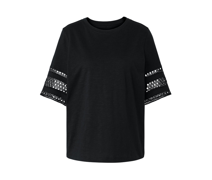 Schwarzes Shirt mit Stickerei an den Ärmeln.