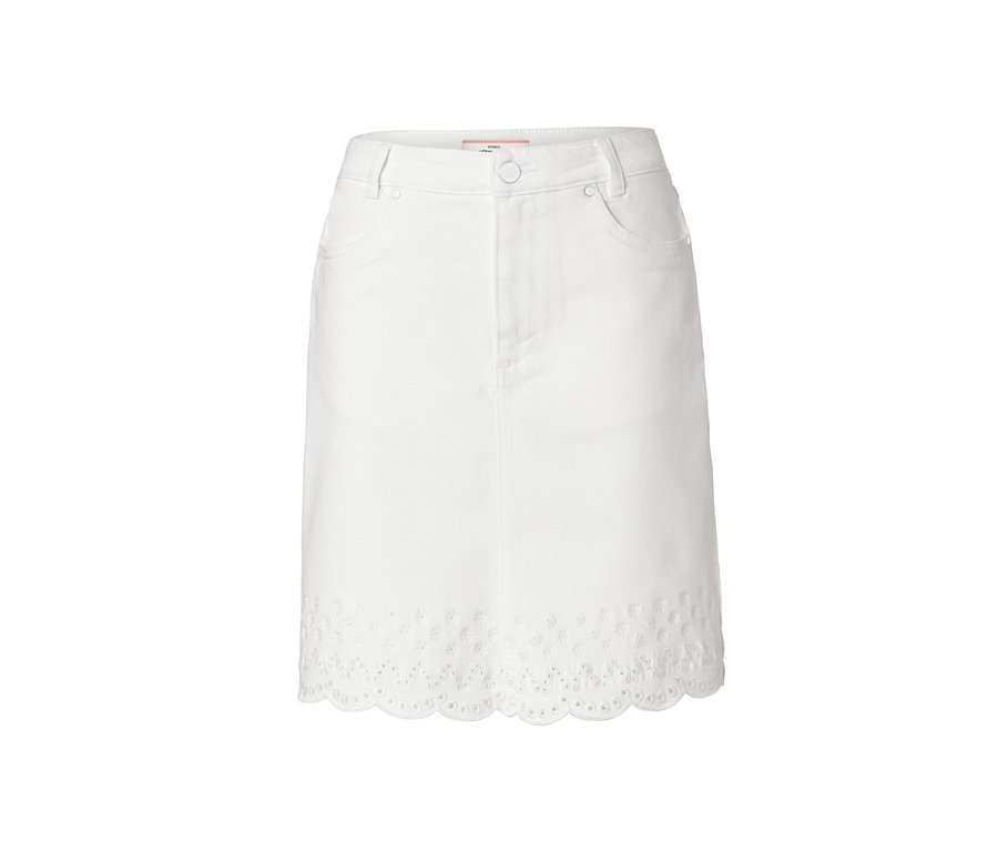 Weißer Jeansrock mit Stickerei.