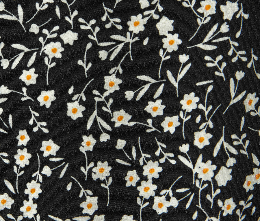 Detailansicht eines floralen Midi-Rocks.