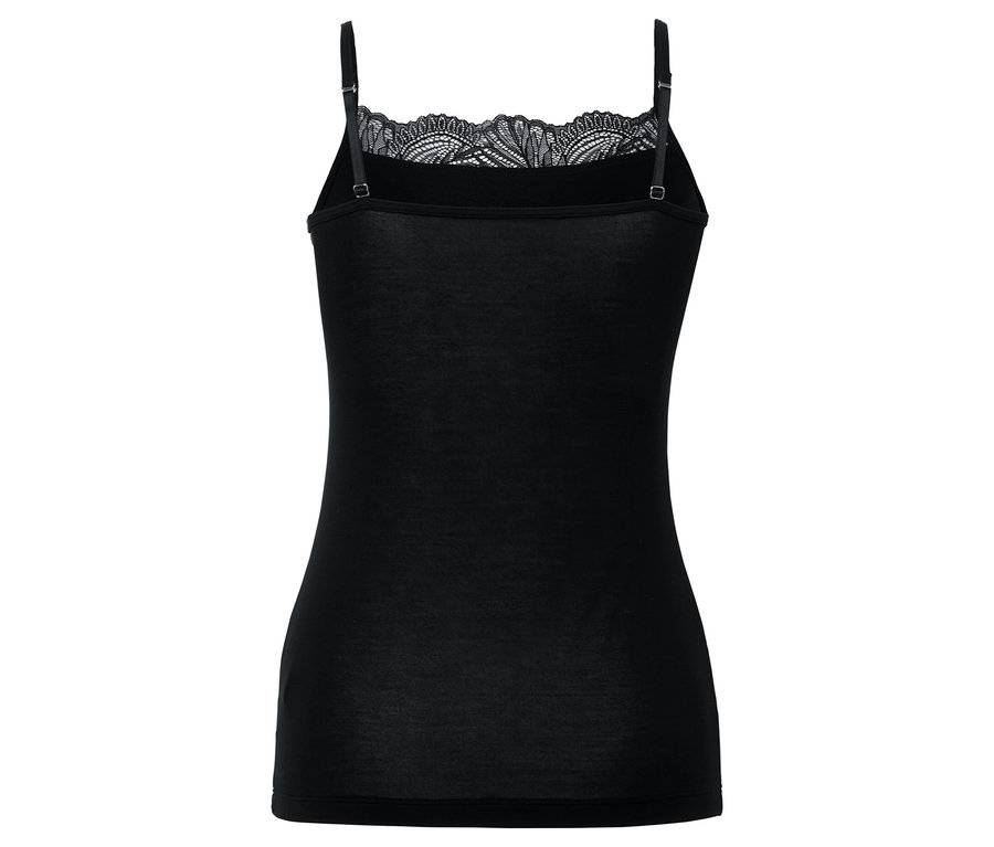 Schwarzes Top mit Spitzenbesatz und Trägern.