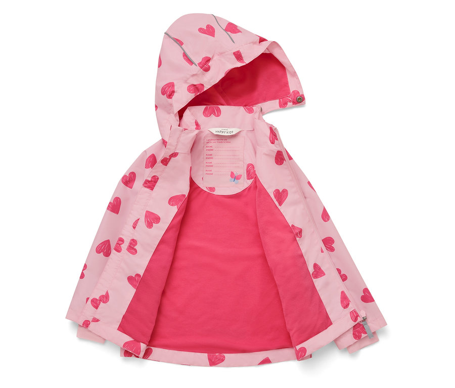 Offene, hellrosa Kinderjacke mit Kapuze, bedeckt mit roten Herzen.
