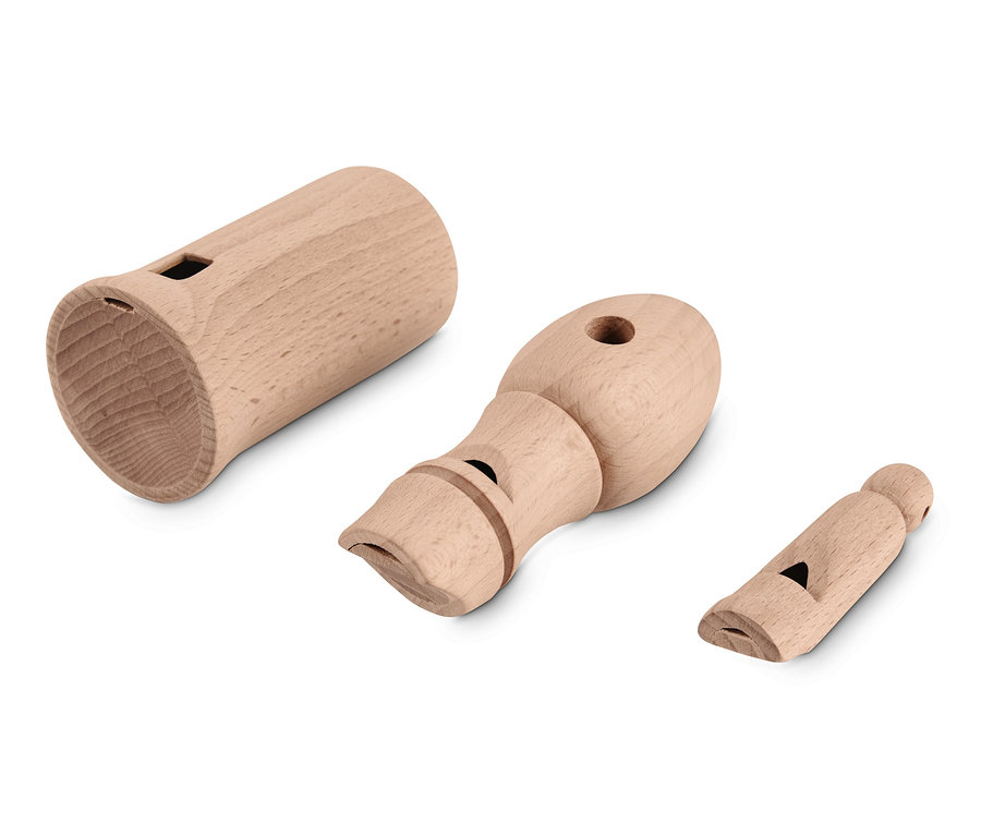 Vogelpfeifen-Set aus Holz.