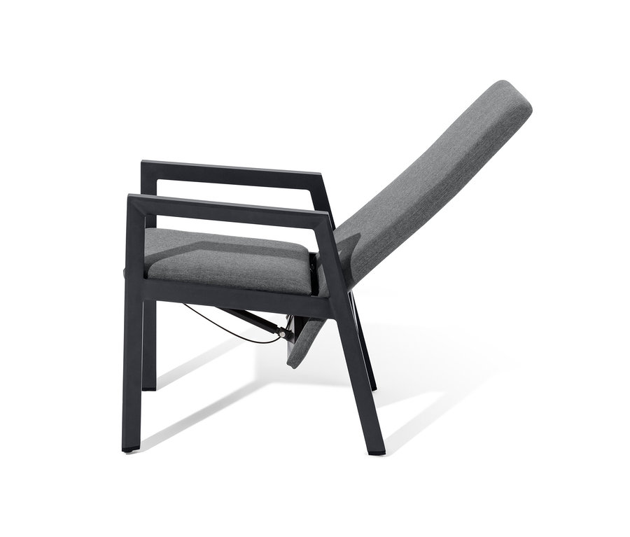 Ansicht eines von zwei Hochlehnern mit Creacryl®-Allwetterstoff.