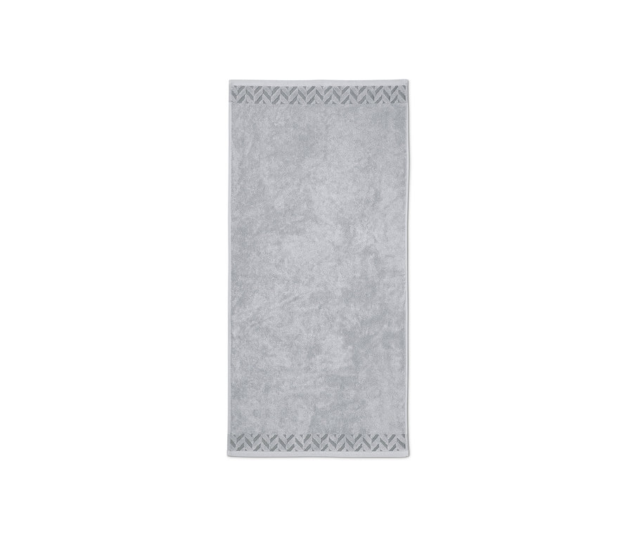 Graues Premium-Handtuch mit geometrischem Muster an beiden Enden.