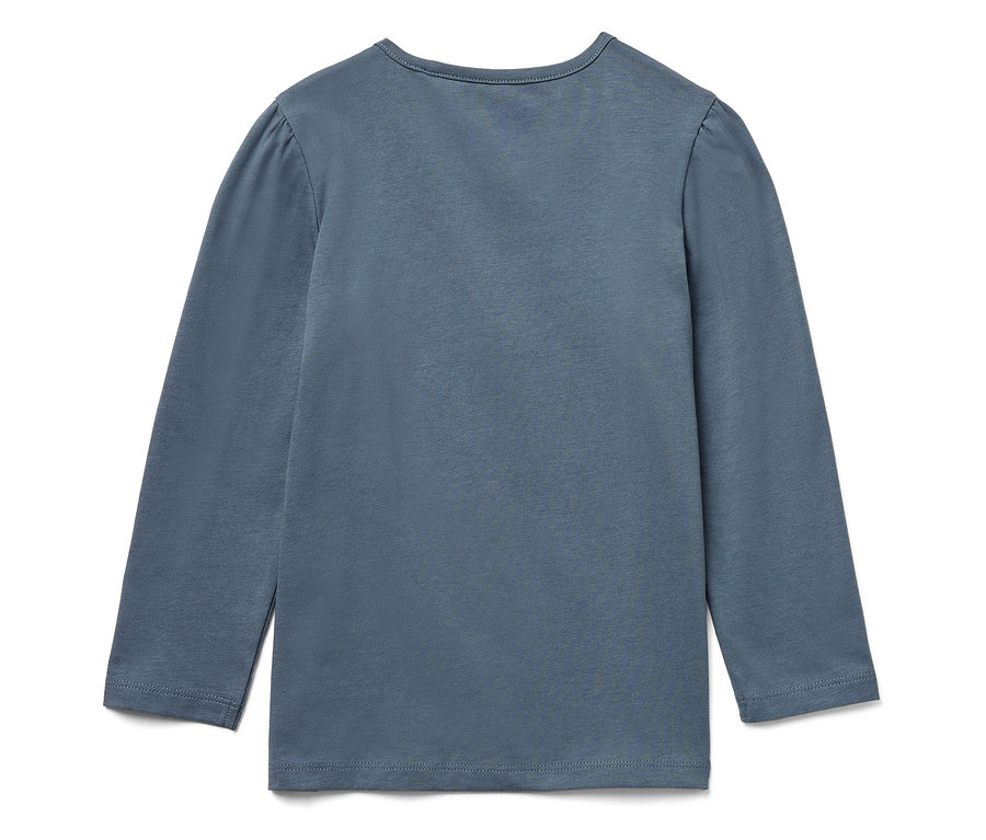 Blaues Langarmshirt auf weißem Hintergrund.