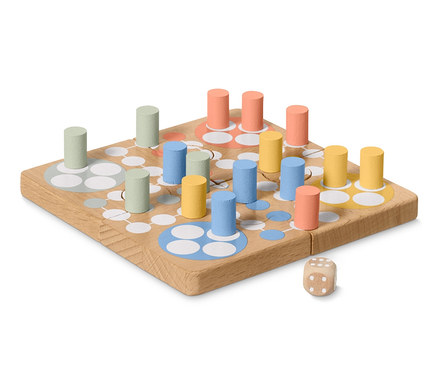Ludo-Puzzle aus Holz mit farbigen Stiften und einem Würfel.