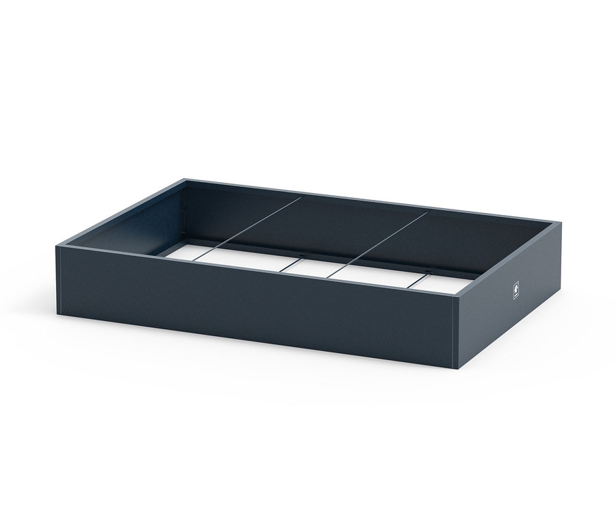 Leerer, dunkelblauer Herstera Garden Pflanzkasten »Edge«, ca. 150 x 25 x 100 cm.