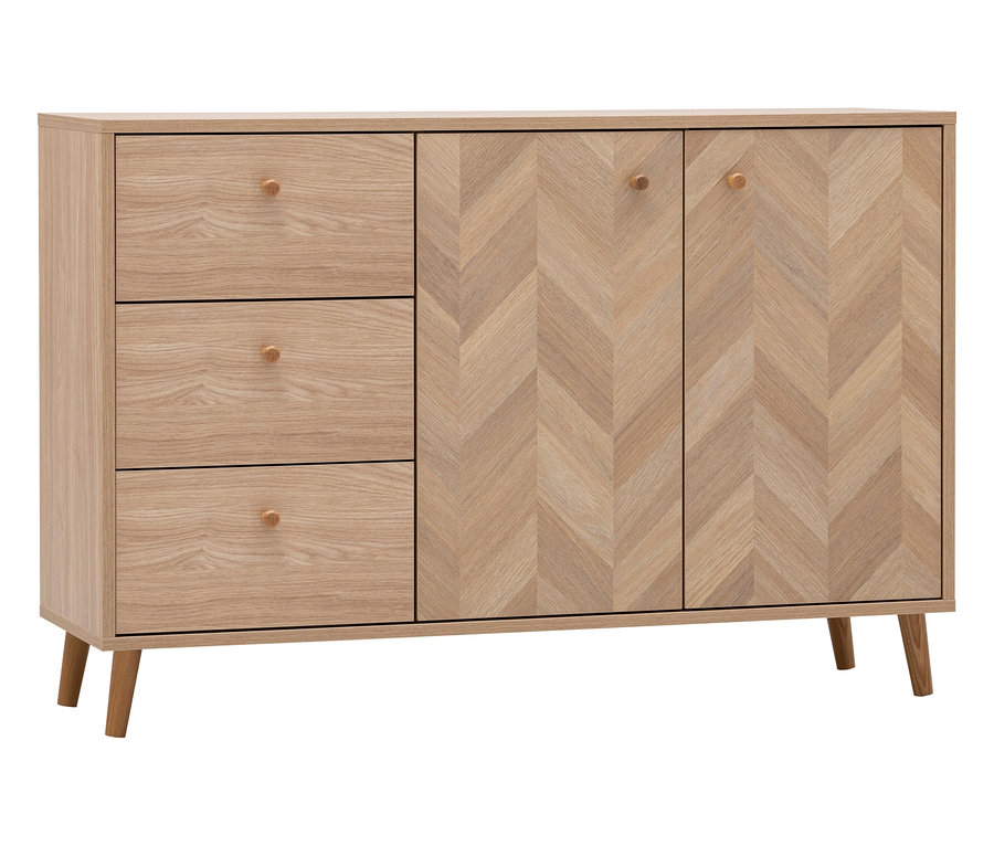 Ein hellbraunes Sideboard mit drei Schubladen links und zwei Türen rechts mit Fischgrätenmuster.