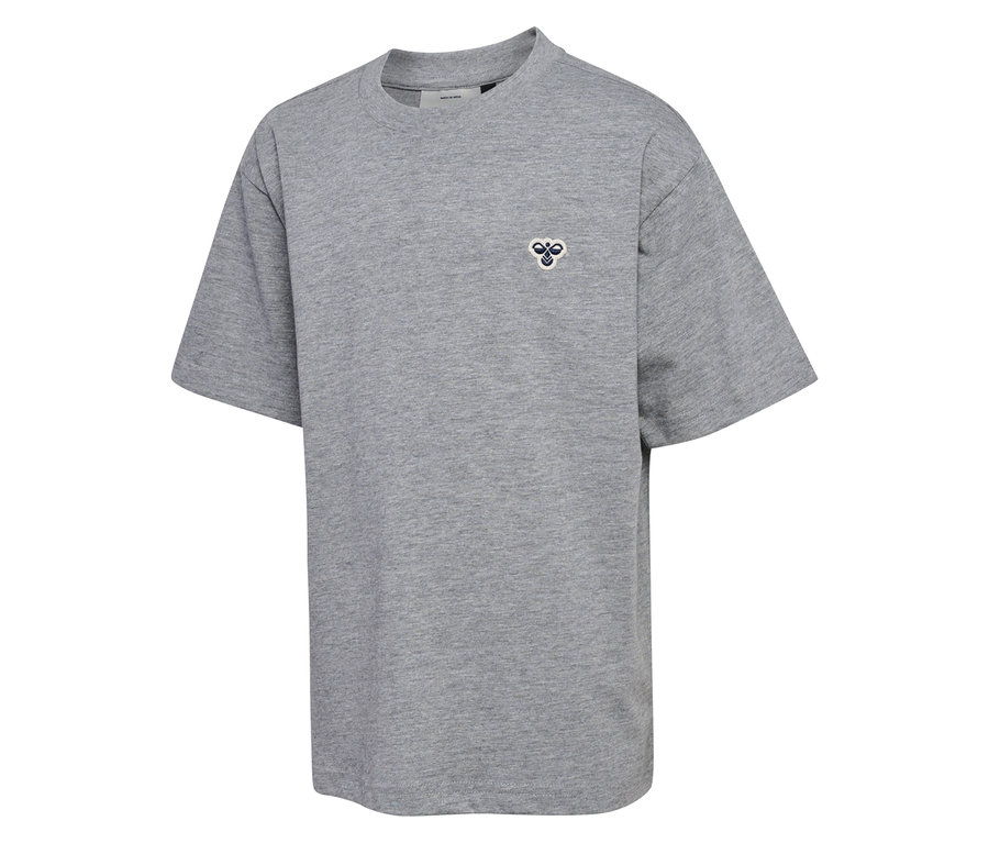 Graues hummel® HMLJR Loose T-Shirt mit kleinem Logo auf der Brust.