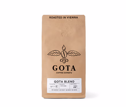 Packung Gota Coffee - Gota Blend Omni-Roast - 500 g Ganze Bohne mit dem Aufdruck Roasted in Vienna.