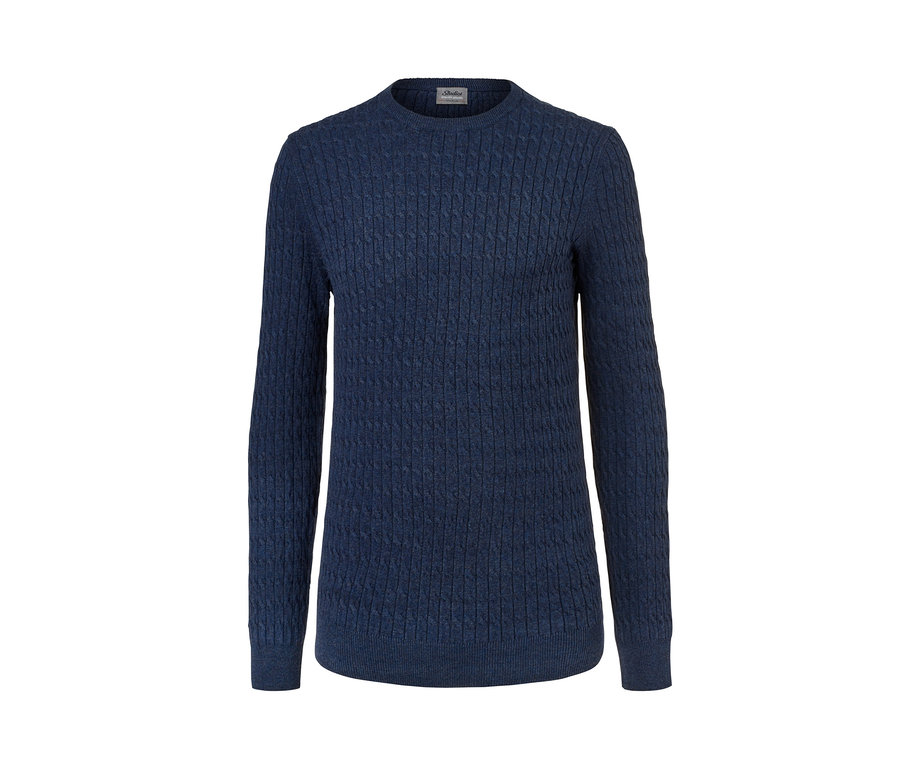Detailaufnahme eines blau melierten Strickpullovers.