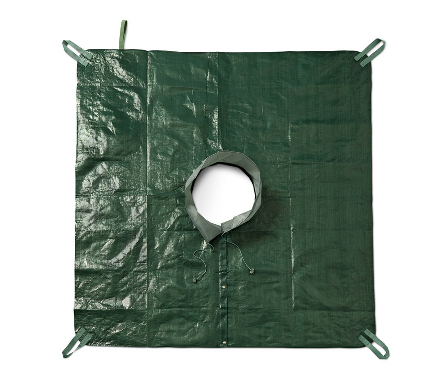 Eine ca. 150 x 150 cm große Gartenarbeitsfolie mit Kordelzug in der Mitte.