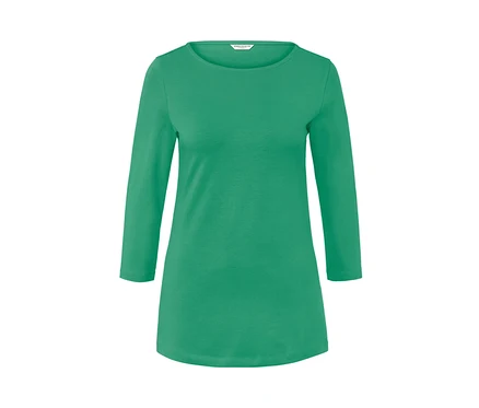 Grünes Shirt mit 3/4-Arm.