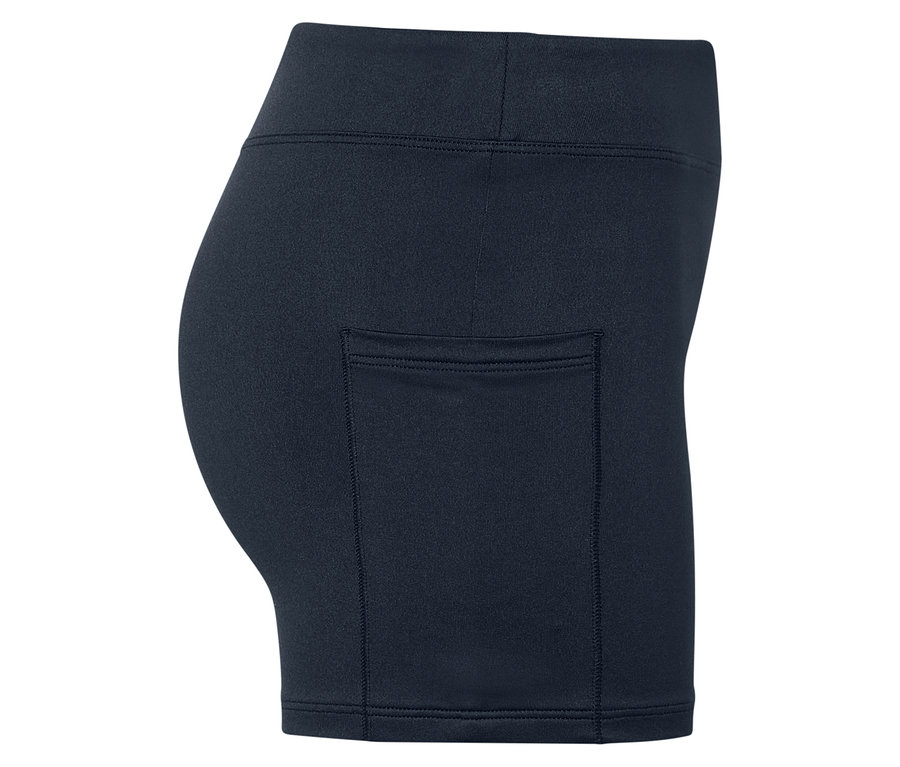 Detailansicht eines blauen Sportkleids mit Radler.