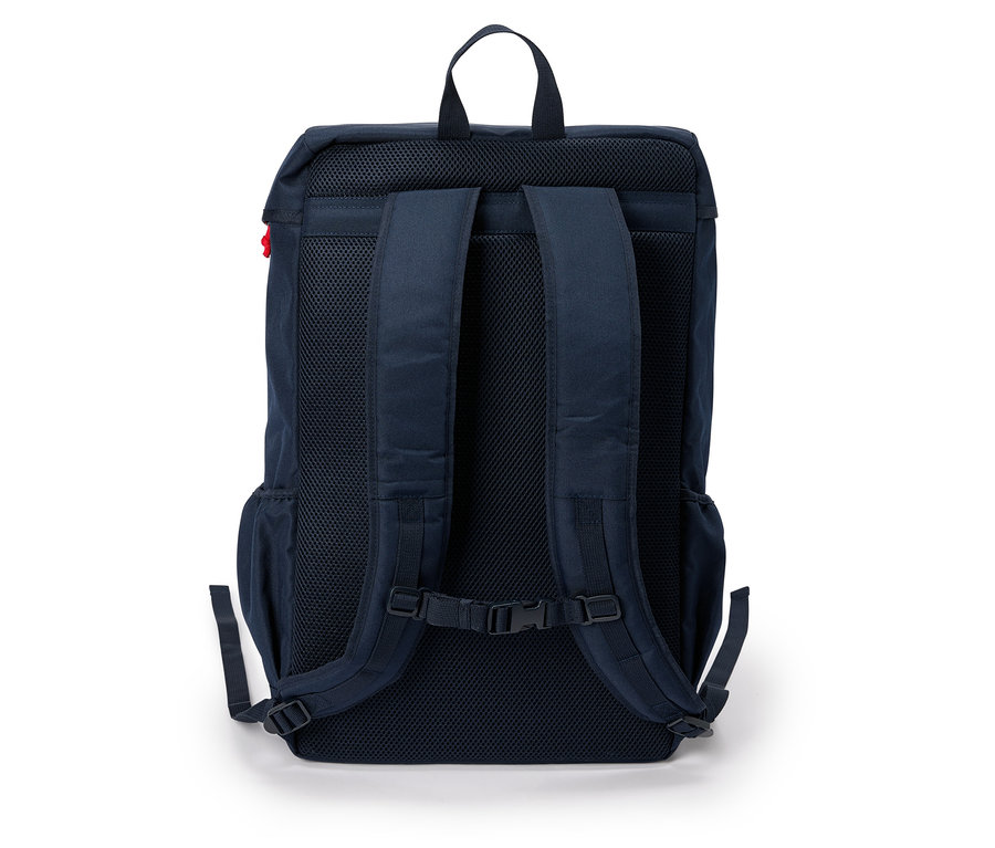 Dunkelblauer Rucksack mit verstellbaren Trägern und Netzstoff-Rückenpolsterung.