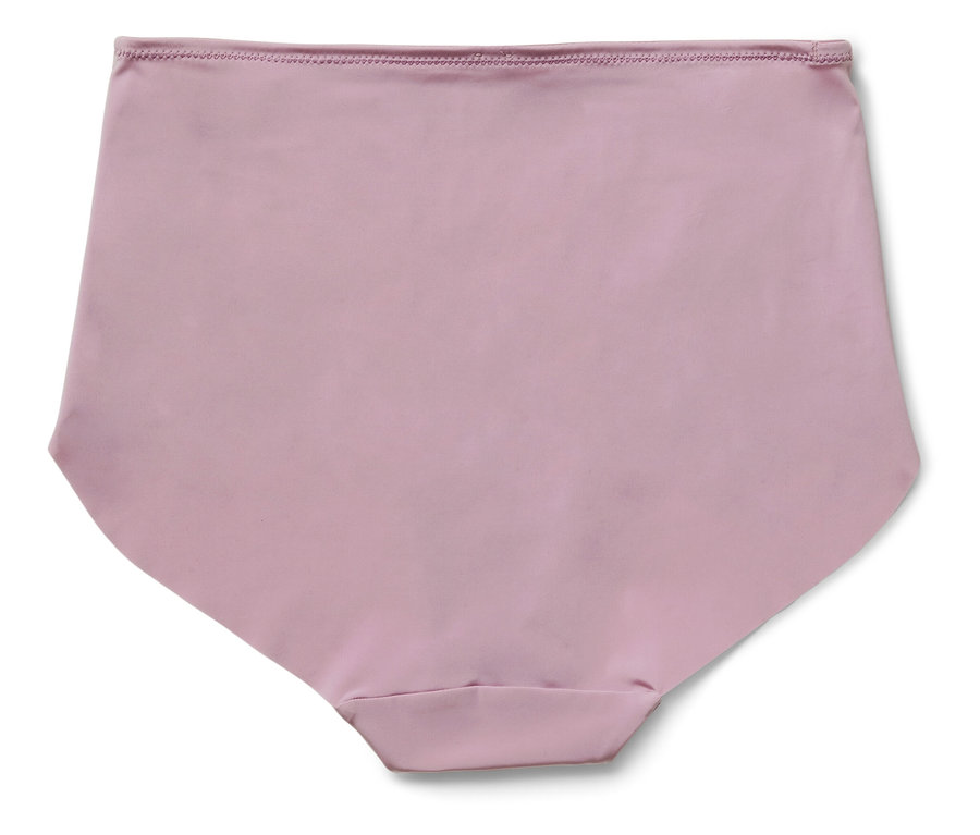 Rosa Höschen auf weißem Hintergrund.