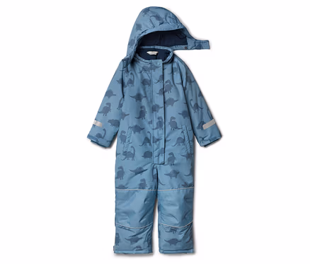Blauer Schneeanzug mit Kapuze und Dinosaurier-Muster, reflektierende Streifen an Ärmeln und Beinen.