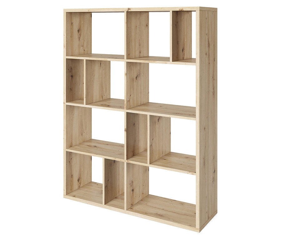 Ein hellbraunes, hölzernes Bücherregal mit zwölf Fächern steht vor einem weißen Hintergrund.