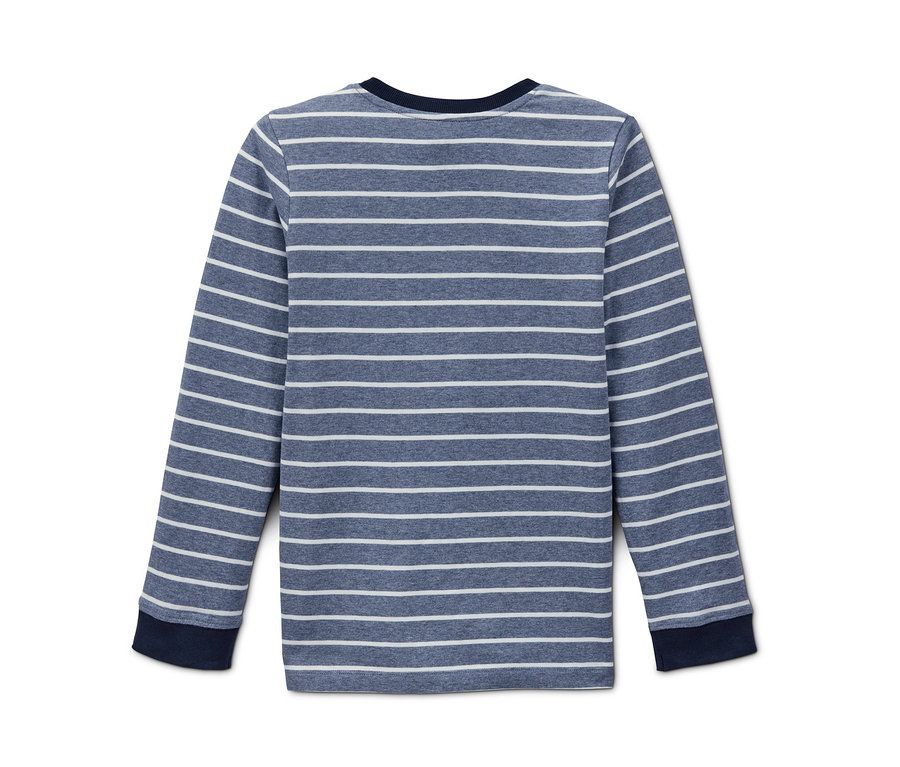 Ein blau-weiß gestreifter Kinder-Pyjama.