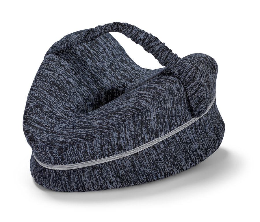 Ein ergonomisches Seitenschläfer-Kniekissen mit einem umlaufenden Reißverschluss.