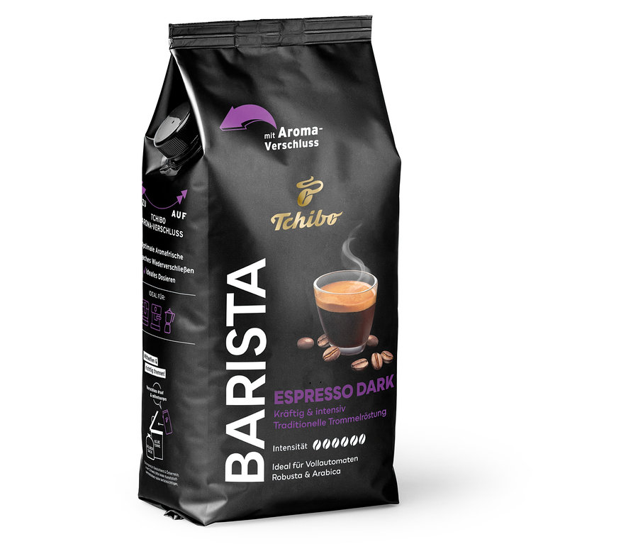 Schwarze Packung Tchibo Barista Espresso Dark Kaffee mit einer Tasse Espresso und Kaffeebohnen.