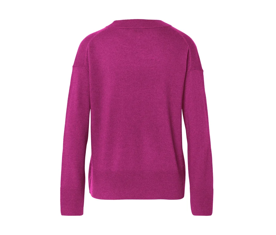 Magenta Pullover, Rückansicht, mit langen Ärmeln, gerippten Bündchen und Saum.
