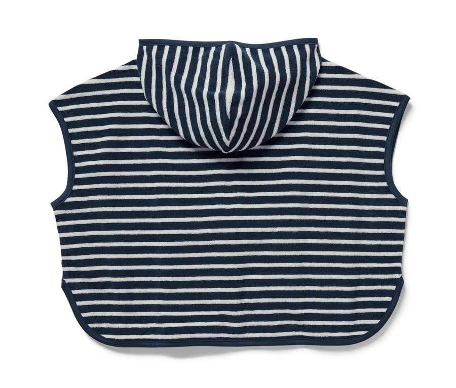Draufsicht eines gestreiften Frottierponchos "seaside" mit Kapuze, blau-weiß.