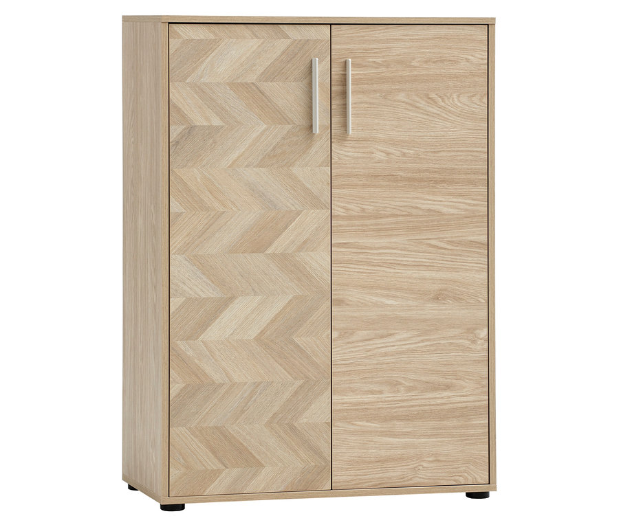 Ein beiger Schrank mit zwei Türen und silbernen Griffen steht vor einem weißen Hintergrund.