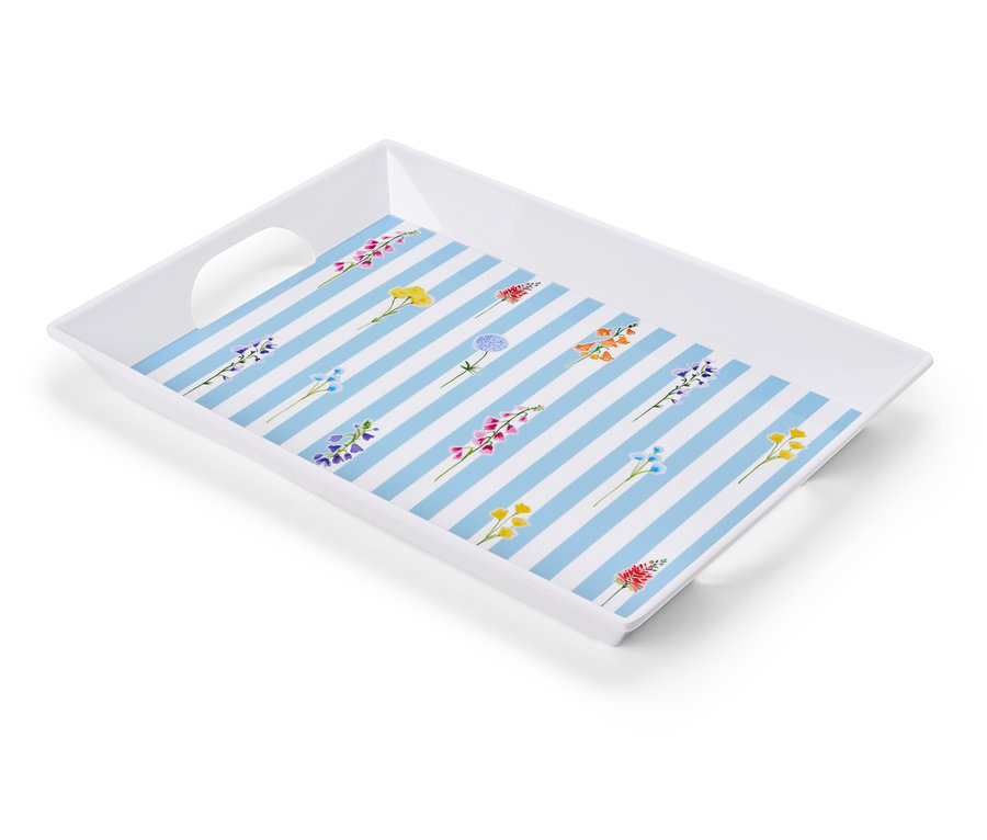 Weißes Tablett mit blau-weiß gestreiftem Muster und Blumen.