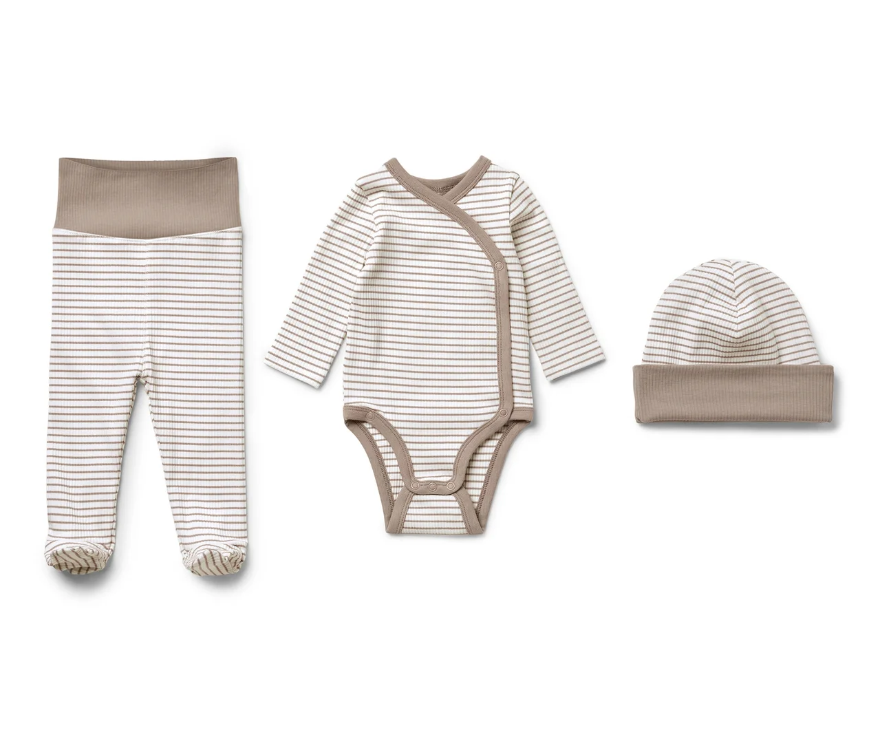 Dreiteiliges Baby-Set mit gestreiftem Body, Hose und Mütze.