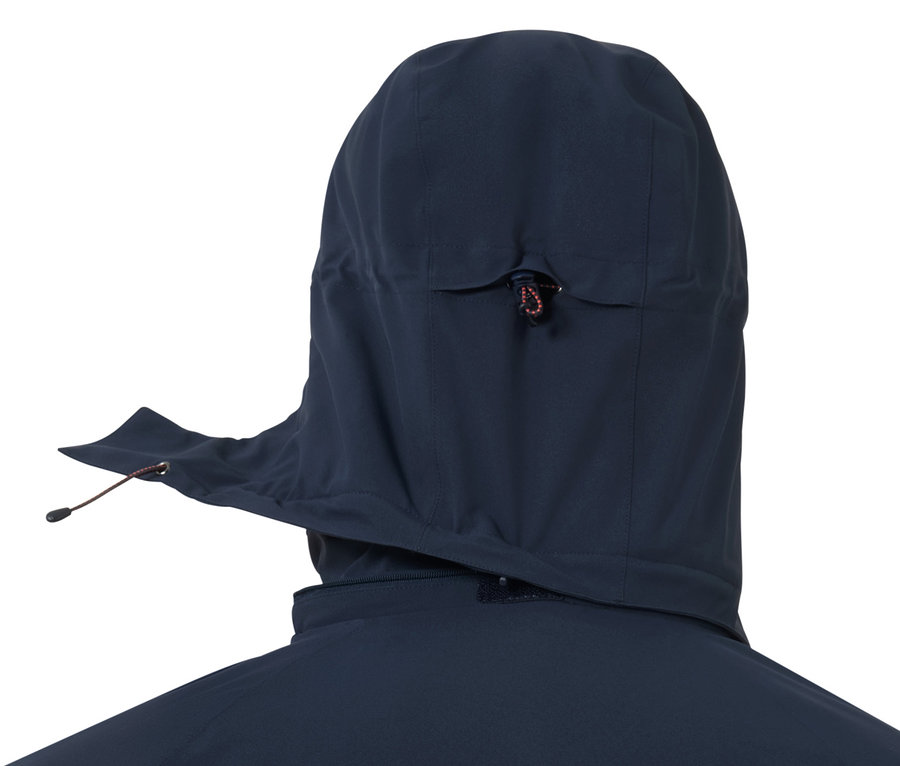 Detailansicht der Kapuze einer High-Tech-Skijacke.