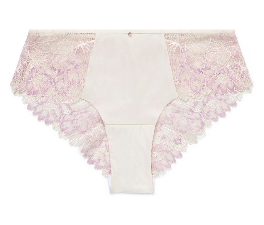 Nahaufnahme eines Damenslips mit lila Spitze und weißem Stoff.